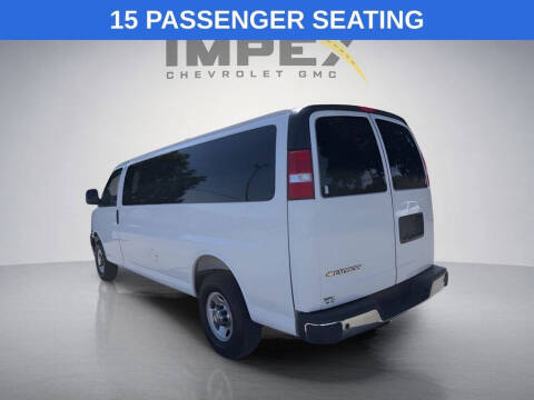 2025 Chevrolet Express LT 3500