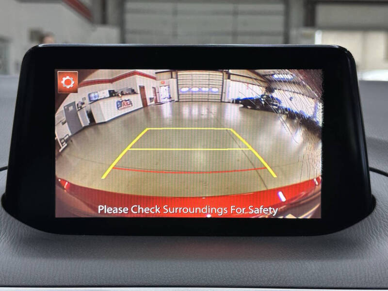 2017 Mazda MAZDA3 Sport