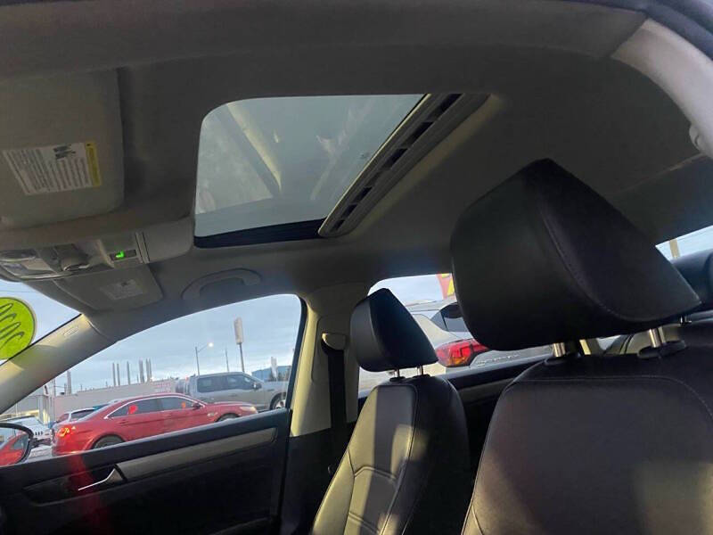 2022 Volkswagen Passat SE