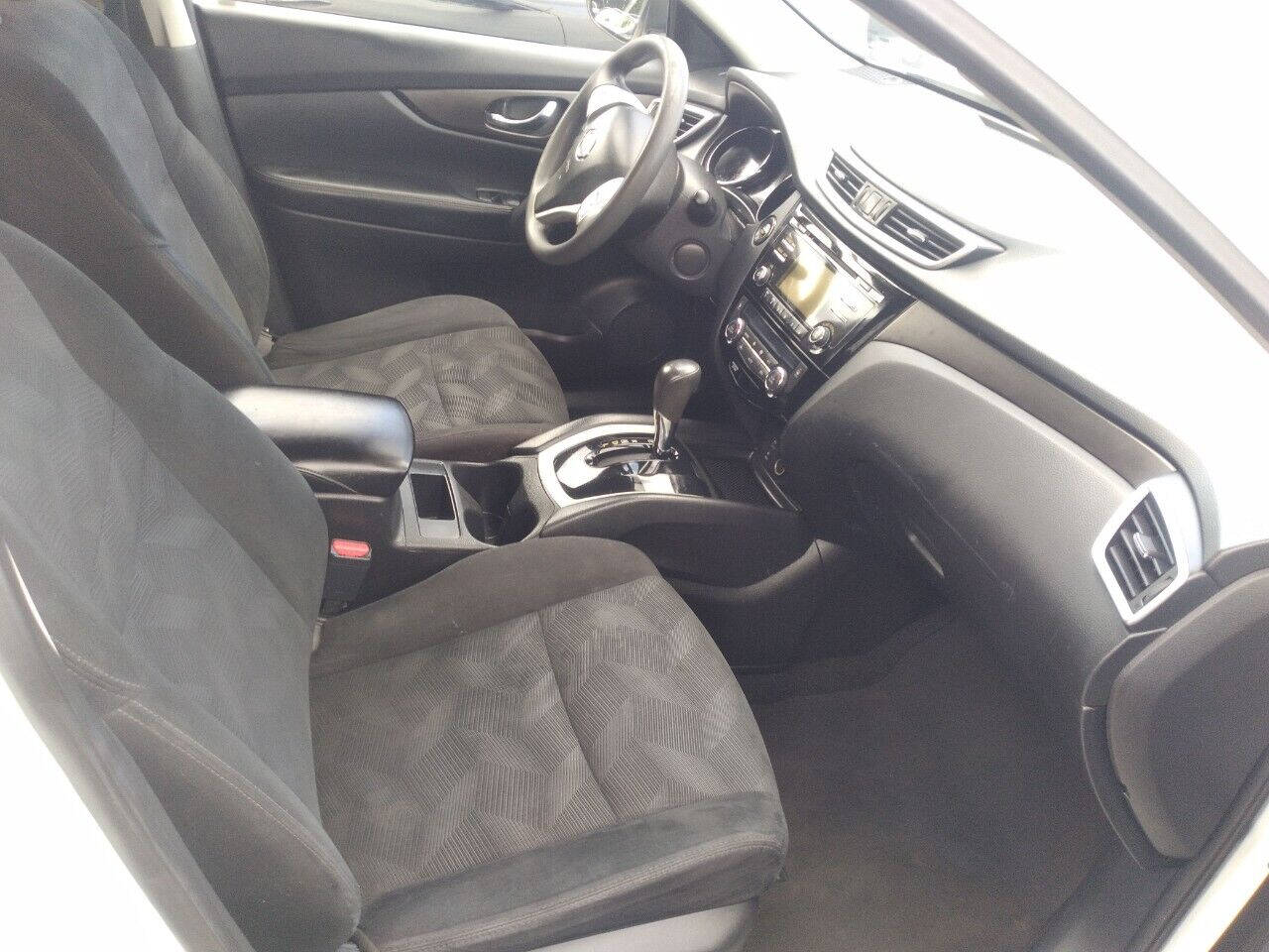 2014 NISSAN Rogue SUV / Crossover - $8,999