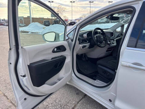 2020 Chrysler Pacifica Touring