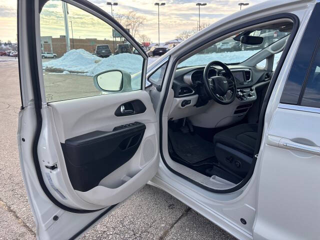 2020 Chrysler Pacifica Touring