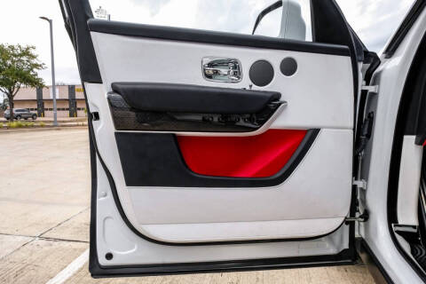 2022 Rolls-Royce Black Badge Cullinan