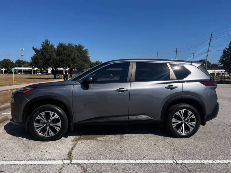 2022 Nissan Rogue SV