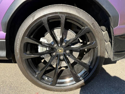 2020 Lamborghini Urus