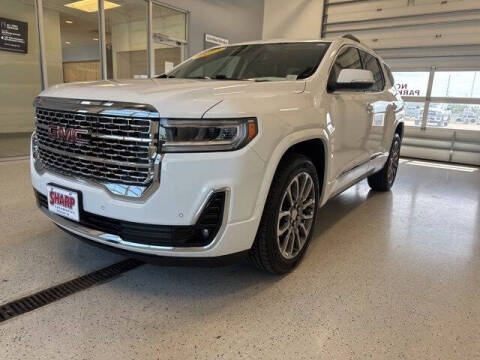 2023 GMC Acadia Denali