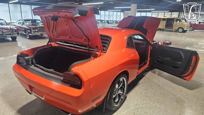 2009 Dodge Challenger SRT8