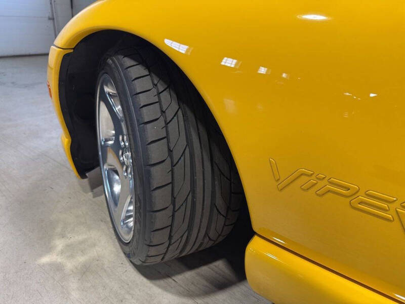 2001 Dodge Viper RT/10