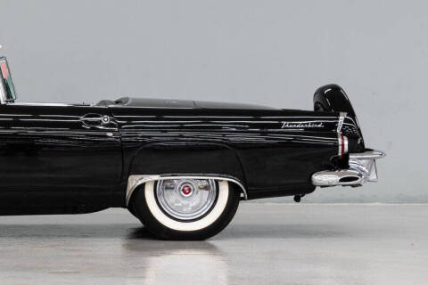 1956 Ford Thunderbird