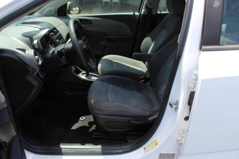 2015 Chevrolet Sonic LS Auto