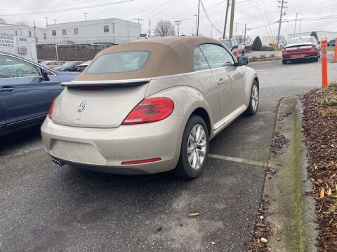2013 Volkswagen Beetle Convertible