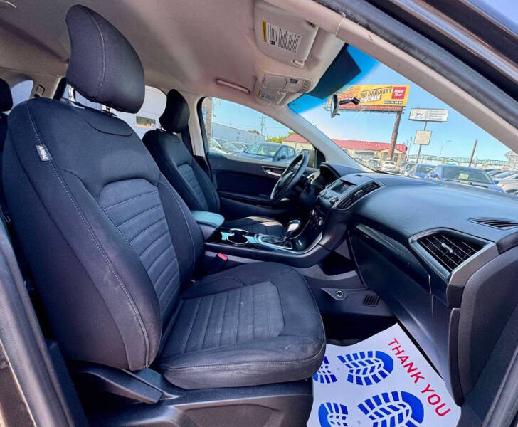 2015 Ford Edge SE