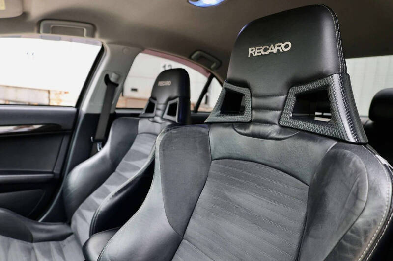 2011 Mitsubishi Lancer Evolution MR