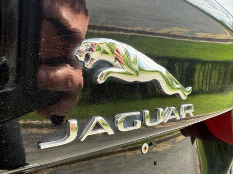 2017 Jaguar XE 25t