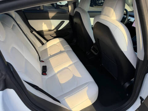 2020 Tesla Model 3 Long Range