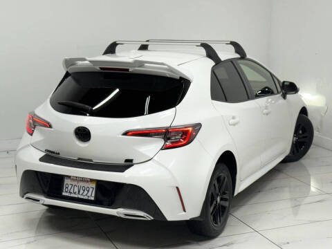 2022 Toyota Corolla Hatchback SE
