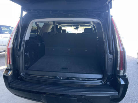 2017 Cadillac Escalade ESV Luxury