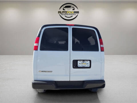 2023 Chevrolet Express LS 3500