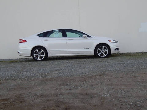 2014 Ford Fusion Hybrid SE