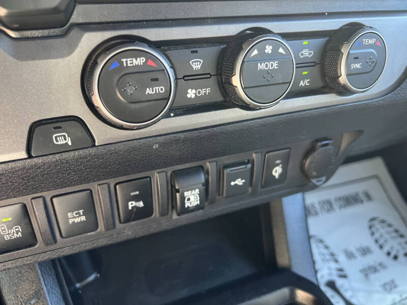 2021 Toyota Tacoma TRD Sport