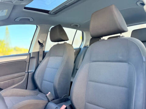 2011 Volkswagen Golf 2.5L