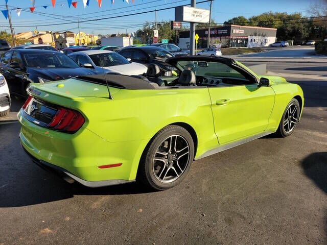 2020 Ford Mustang EcoBoost