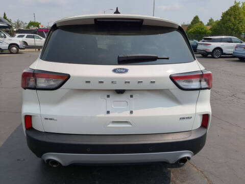 2022 Ford Escape SEL