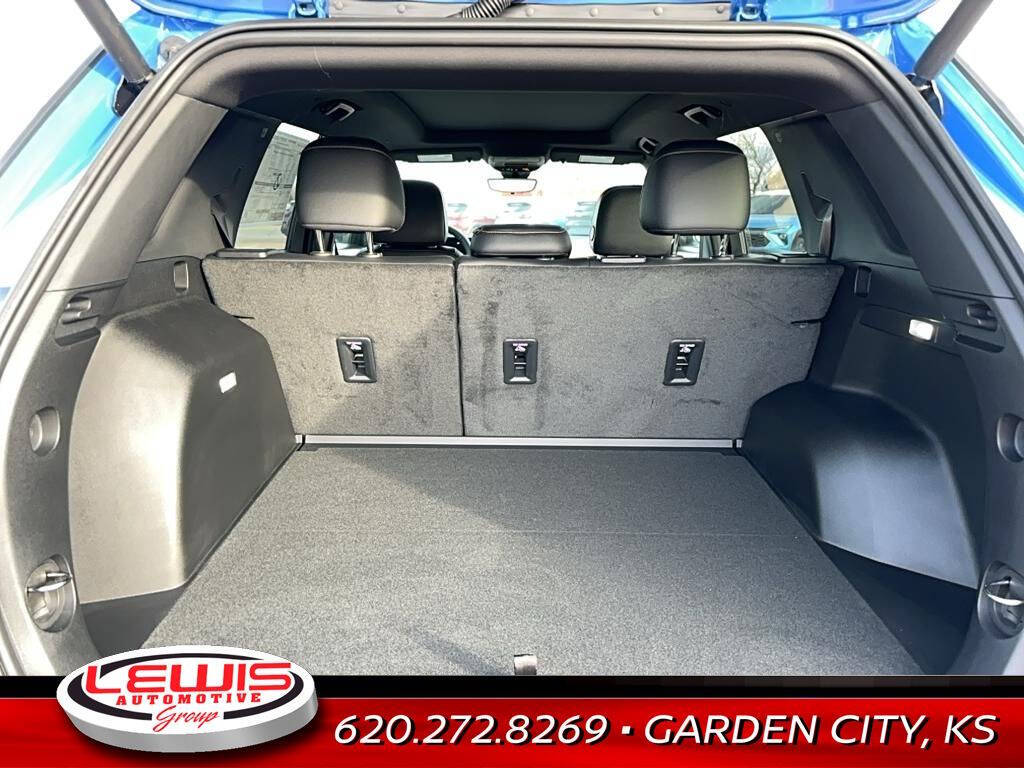 2025 Chevrolet Equinox for sale at Lewis Chevrolet of Garden City in Garden City, KS