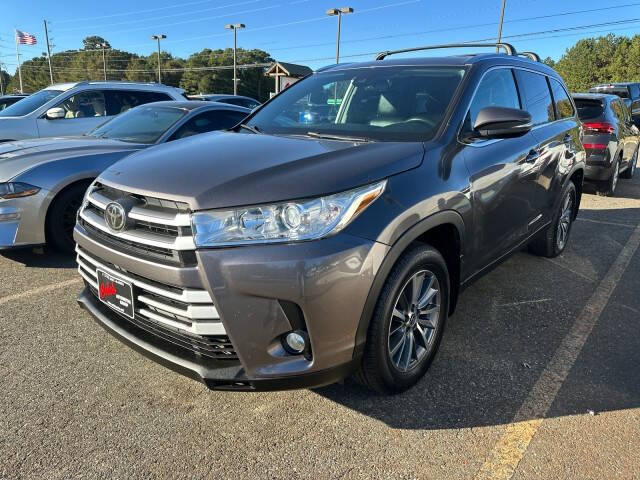 2019 Toyota Highlander SE