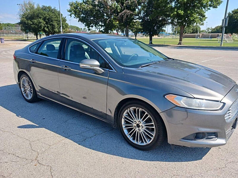 2014 Ford Fusion SE
