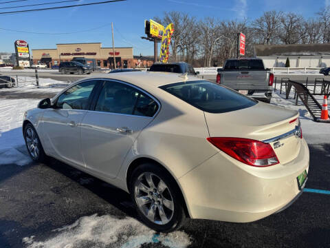 2012 Buick Regal Premium 1