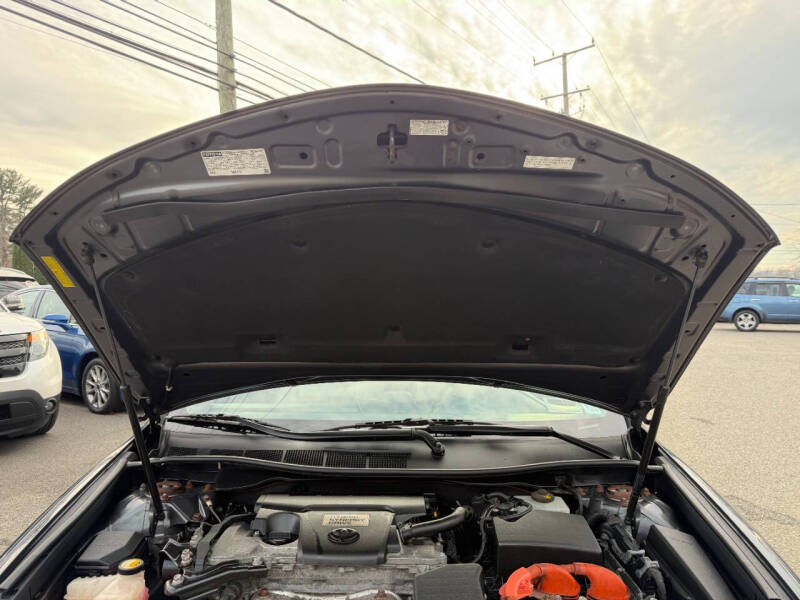 2012 Toyota Camry Hybrid XLE