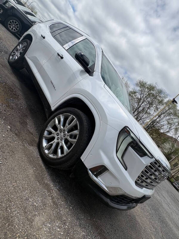 2024 GMC Acadia Denali