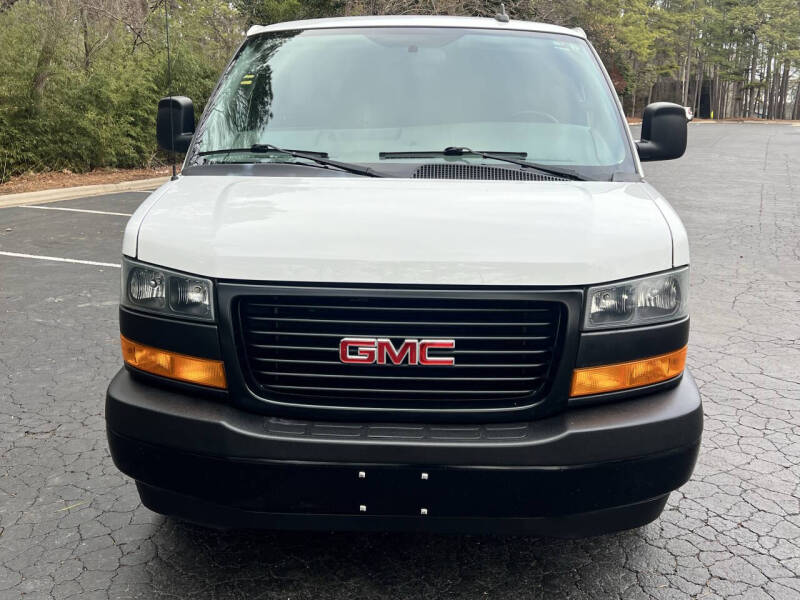2023 GMC Savana 2500