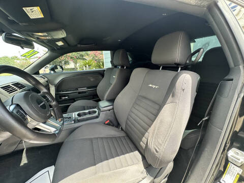 2014 Dodge Challenger SRT8 Core