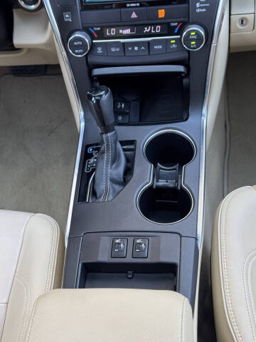 2017 Toyota Camry XLE