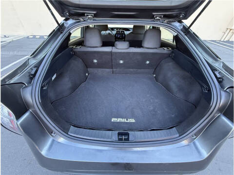 2016 Toyota Prius Two