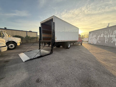 2017 Freightliner M2 106