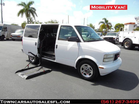 2005 GMC Safari for sale at Town Cars Auto Sales in West Palm Beach FL