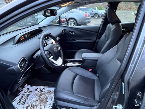 2016 Toyota Prius Four Touring