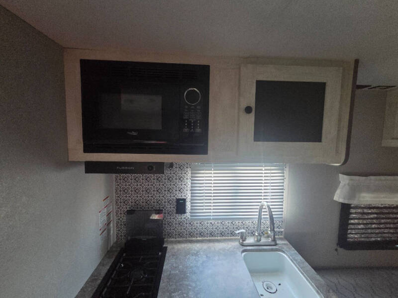 2024 Shasta RV OASIS 16BH