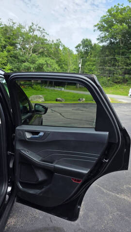 2022 Ford Escape SEL
