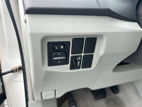 2011 Toyota Prius Three