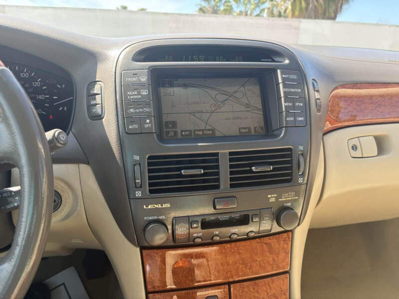 2005 Lexus LS 430