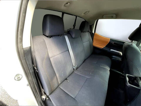 2017 Toyota Tacoma SR5 V6