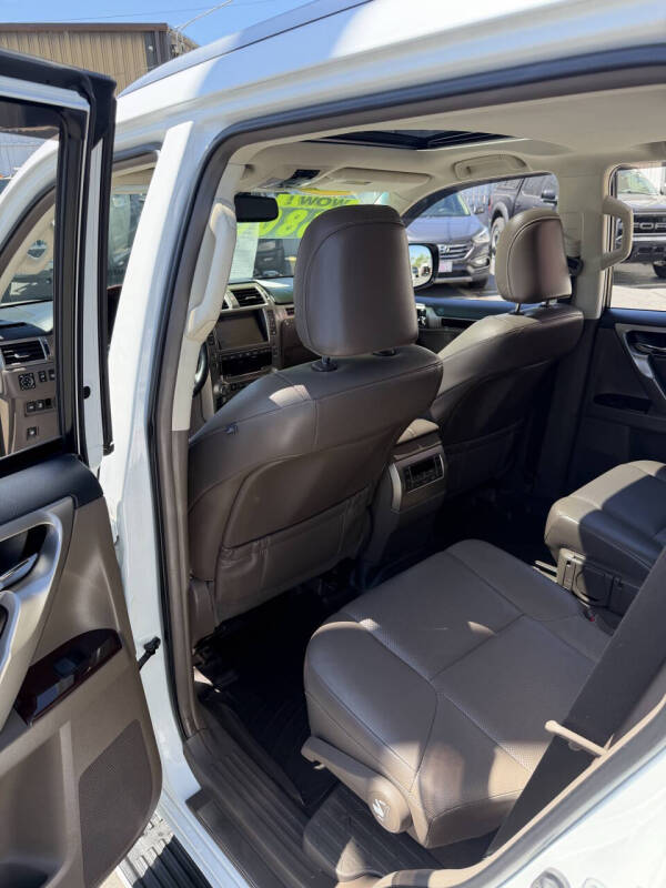 2017 Lexus GX 460