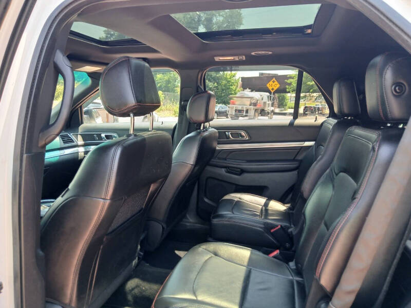 2016 Ford Explorer Sport