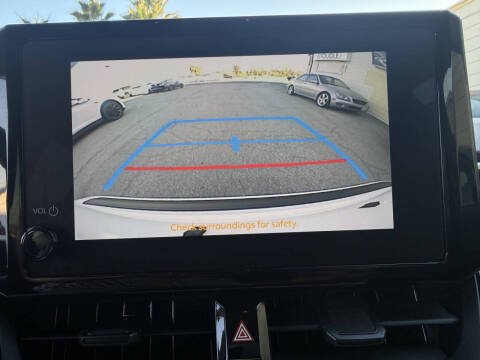 2025 Toyota Corolla Hybrid LE