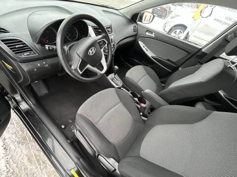 2014 Hyundai Accent GS