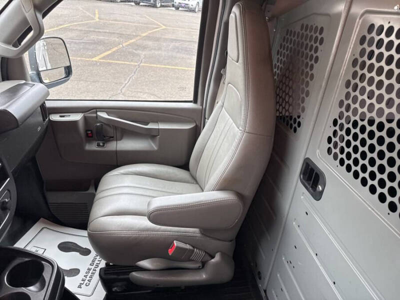 2020 Chevrolet Express 2500